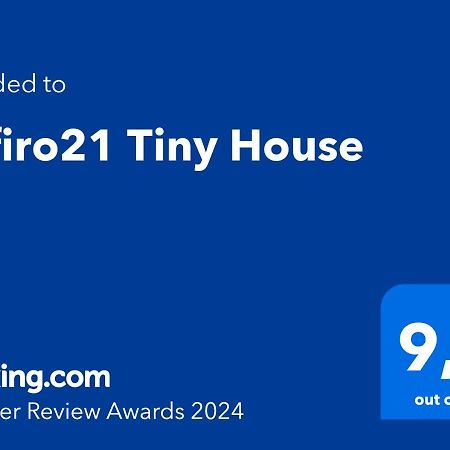 Zefiro21 Tiny House Apartment แตร์โมลิ ภายนอก รูปภาพ