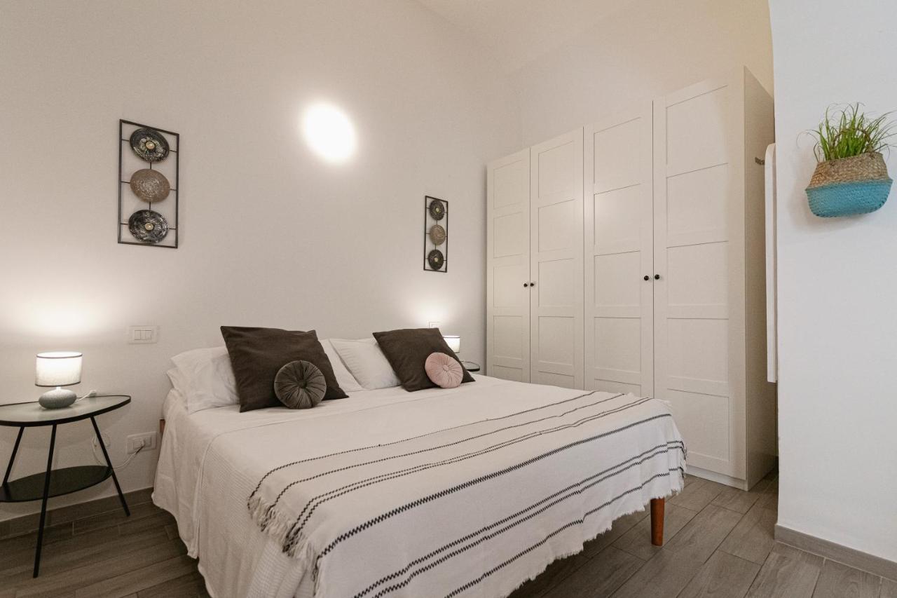 Zefiro21 Tiny House Apartment แตร์โมลิ ภายนอก รูปภาพ