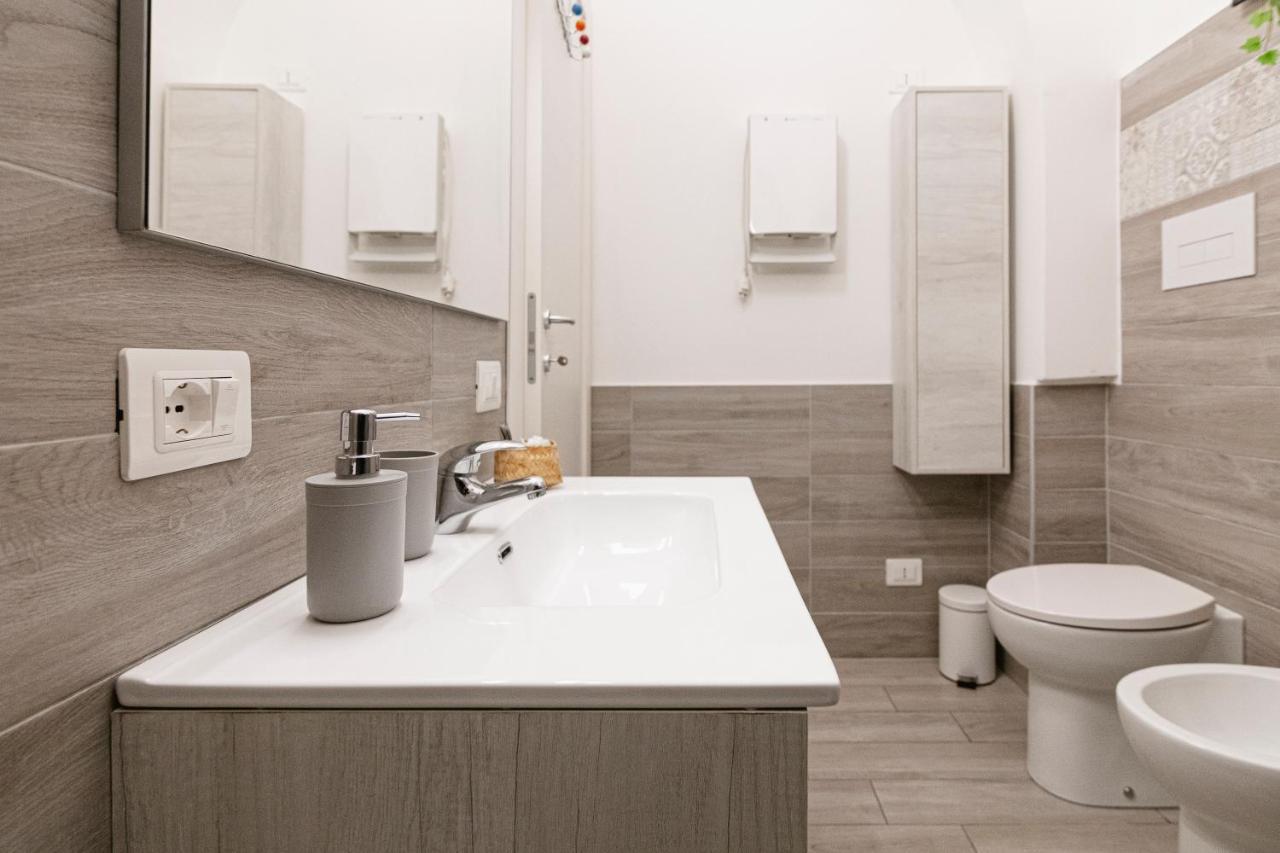 Zefiro21 Tiny House Apartment แตร์โมลิ ภายนอก รูปภาพ